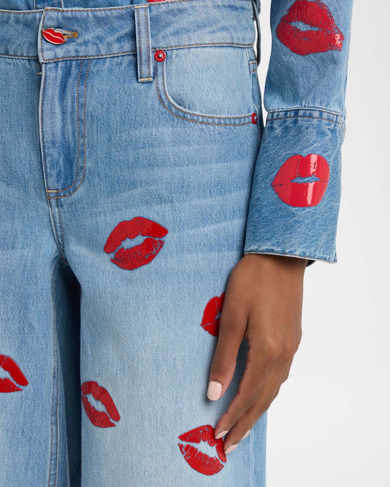 Amazing Low-Rise Baggy Jeans view 5